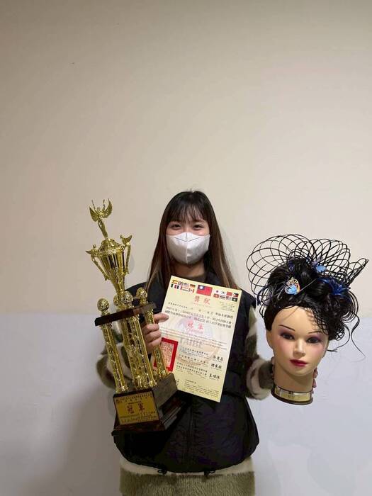 2025年第13屆國際盃美容美髮大賽、流行時尚演示會競賽得獎作品_4
