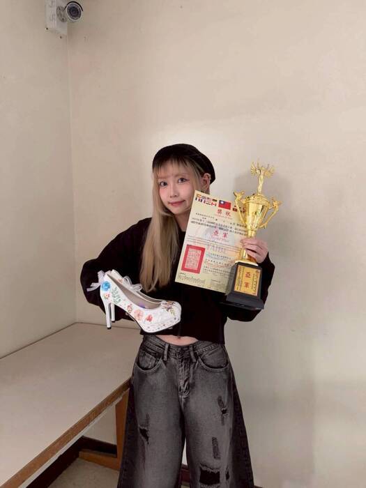 2025年第13屆國際盃美容美髮大賽、流行時尚演示會競賽得獎作品_7